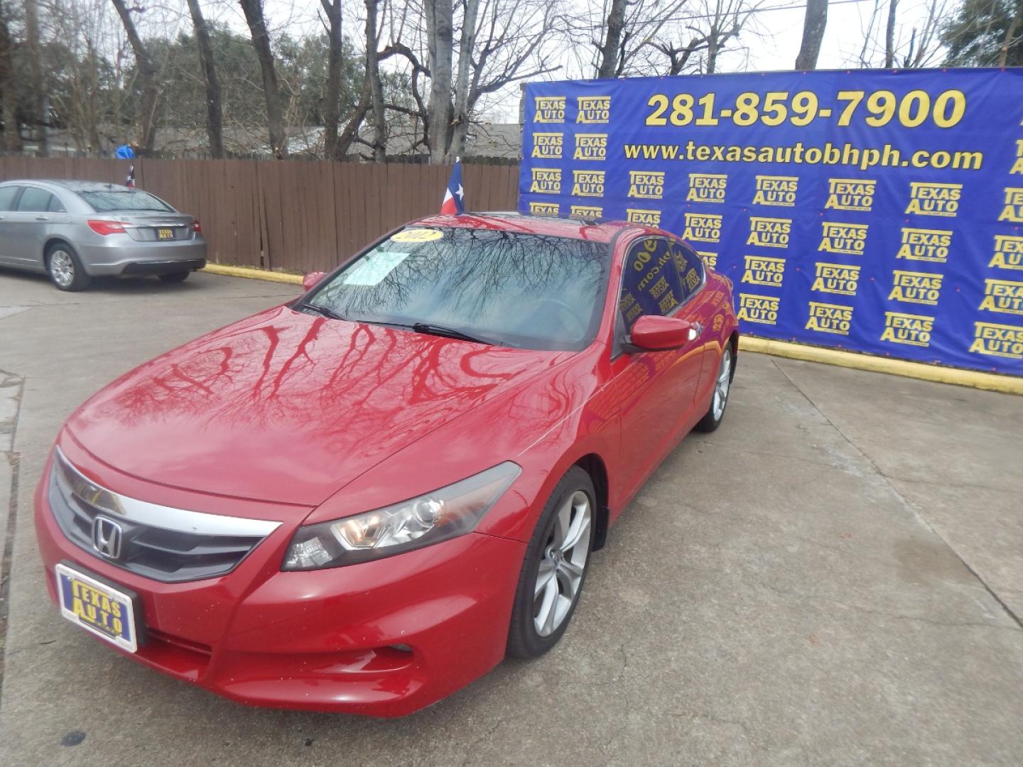 2012 RED HONDA ACCORD EX-L V6 Coupe AT (1HGCS2B83CA) with an 3.5L V6 SOHC 24V engine, 5-SPEED AUTOMATIC transmission, located at 16710 Clay Rd., Houston, TX, 77084, (281) 859-7900, 0.000000, 0.000000 - Low Donw. Low Payments. - Photo#2