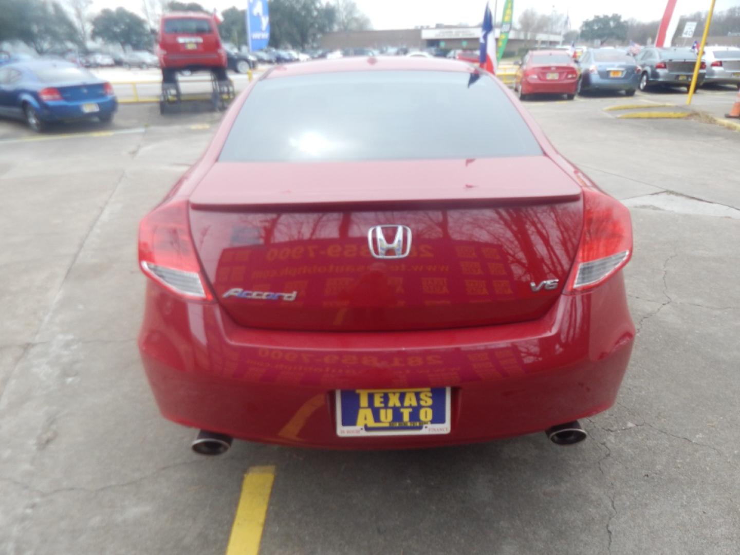 2012 RED HONDA ACCORD EX-L V6 Coupe AT (1HGCS2B83CA) with an 3.5L V6 SOHC 24V engine, 5-SPEED AUTOMATIC transmission, located at 16710 Clay Rd., Houston, TX, 77084, (281) 859-7900, 0.000000, 0.000000 - Low Donw. Low Payments. - Photo#5