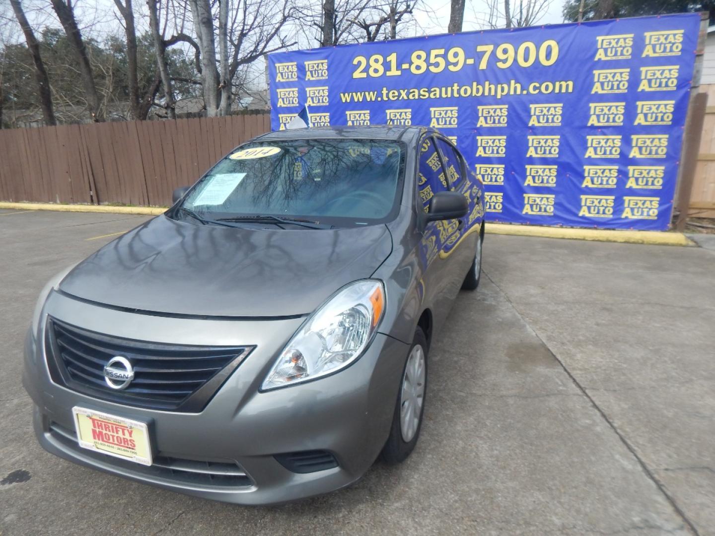 2014 BROWN NISSAN VERSA 1.6 S 5M (3N1CN7AP4EL) with an 1.6L L4 DOHC 16V engine, 5-SPEED MANUAL transmission, located at 16710 Clay Rd., Houston, TX, 77084, (281) 859-7900, 0.000000, 0.000000 - Low Donw. Low Payments. - Photo#2