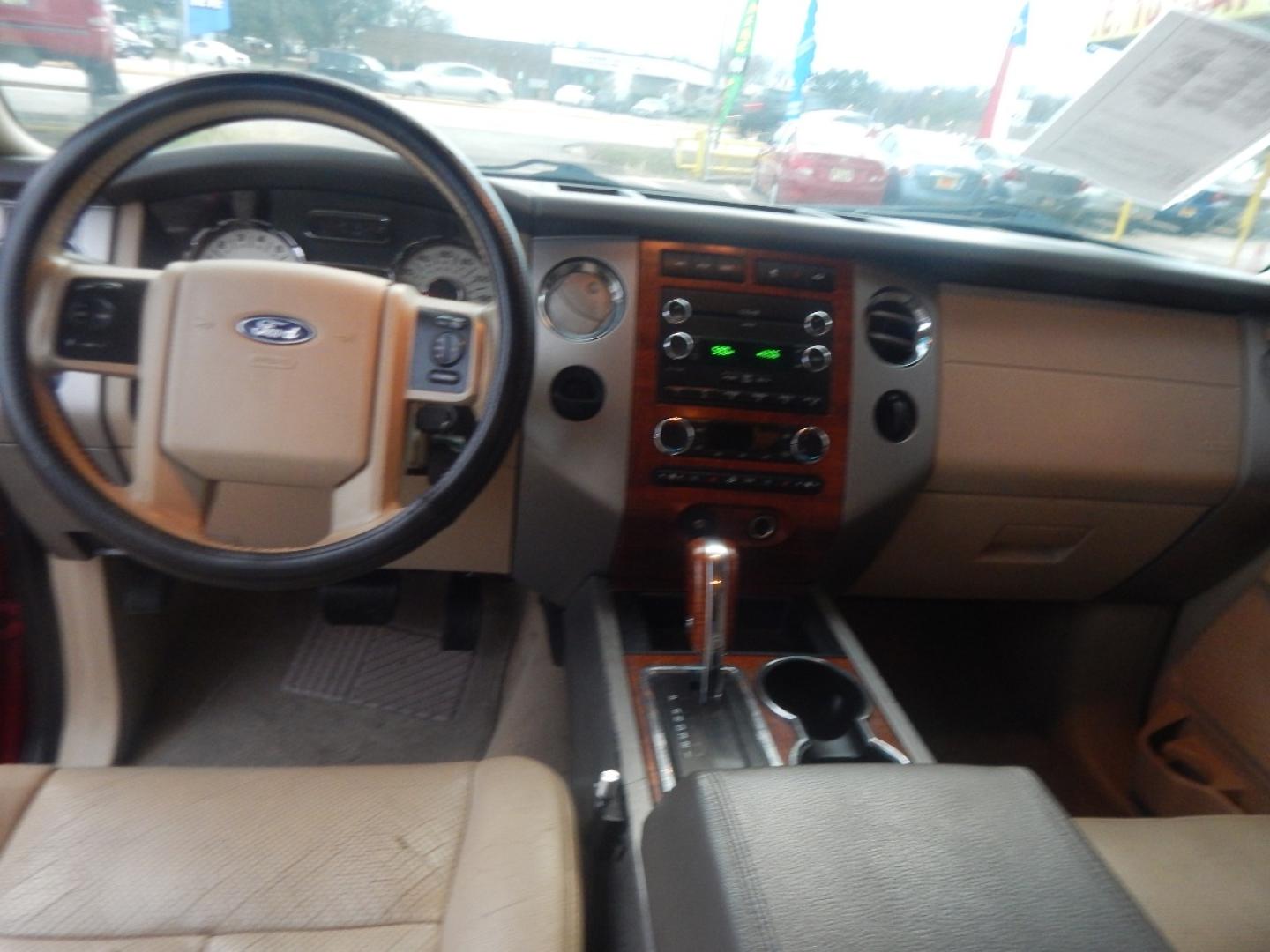 2008 RED FORD EXPEDITION Eddie Bauer 2WD (1FMFU17578L) with an 5.4L V8 SOHC 16V engine, 6-SPEED AUTOMATIC transmission, located at 16710 Clay Rd., Houston, TX, 77084, (281) 859-7900, 0.000000, 0.000000 - Low Donw. Low Payments. - Photo#8