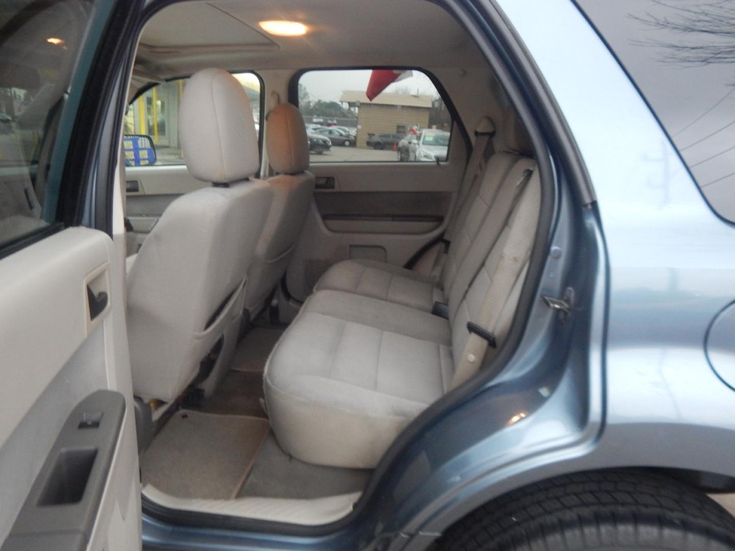 2011 BLUE FORD ESCAPE XLT FWD (1FMCU0D73BK) with an 2.5L L4 DOHC 16V engine, 6-SPEED AUTOMATIC transmission, located at 16710 Clay Rd., Houston, TX, 77084, (281) 859-7900, 0.000000, 0.000000 - Low Donw. Low Payments. - Photo#7