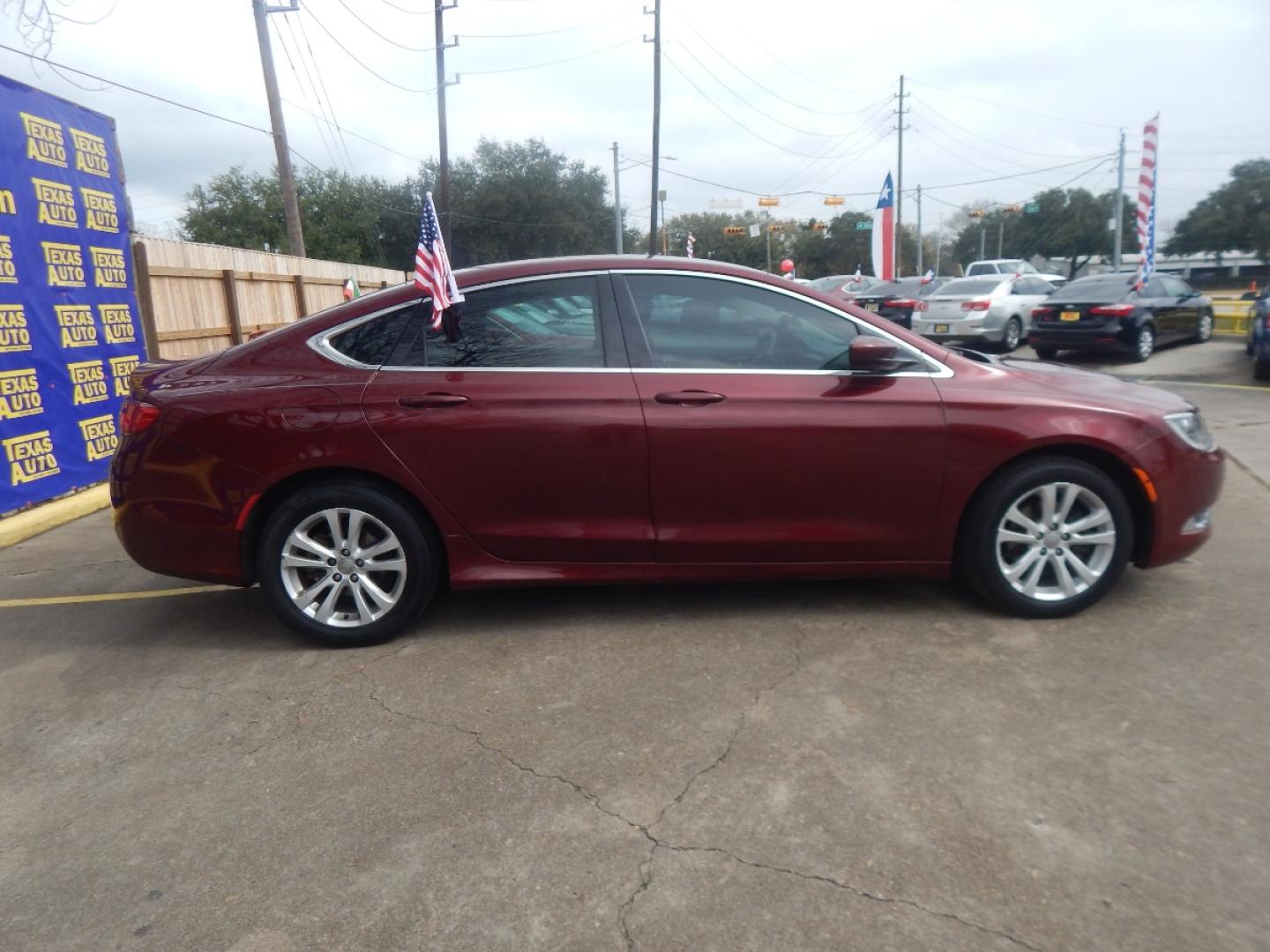 2015 RED Chrysler 200 Limited (1C3CCCAB6FN) with an 2.4L L4 DOHC 16V engine, 9-Speed Automatic transmission, located at 16710 Clay Rd., Houston, TX, 77084, (281) 859-7900, 0.000000, 0.000000 - Low Donw. Low Payments. - Photo#4