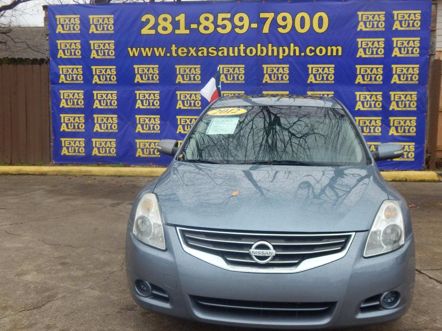 2012 BLUE Nissan Altima 2.5 S (1N4AL2AP4CN) with an 2.5L L4 DOHC 16V engine, located at 16710 Clay Rd., Houston, TX, 77084, (281) 859-7900, 0.000000, 0.000000 - Low Donw. Low Payments. - Photo#1