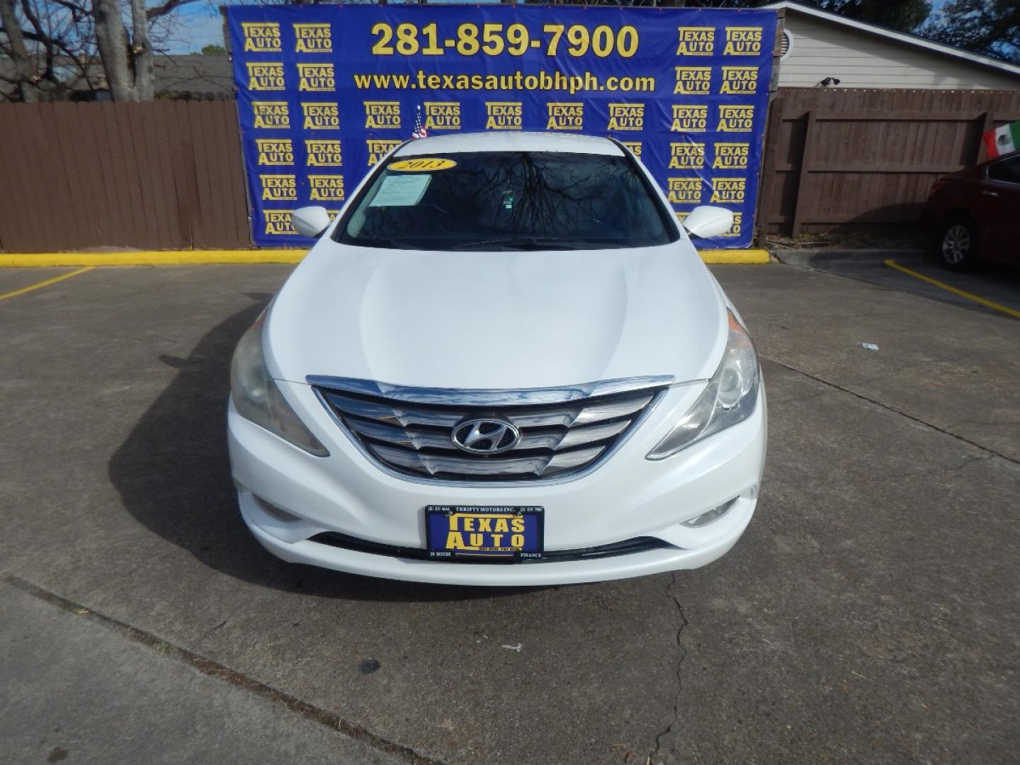 2013 WHITE Hyundai Sonata Limited Auto (5NPEC4ACXDH) with an 2.4L L4 DOHC 16V engine, 6-Speed Automatic transmission, located at 16710 Clay Rd., Houston, TX, 77084, (281) 859-7900, 0.000000, 0.000000 - Low Donw. Low Payments. - Photo#1