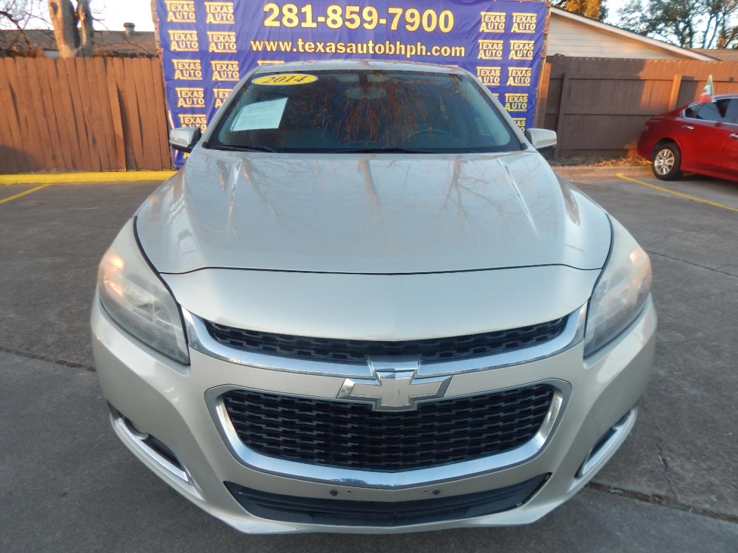 2014 GOLD Chevrolet Malibu 2LT (1G11E5SL4EF) with an 2.5L L4 DOHC 16V engine, 6-Speed Automatic transmission, located at 16710 Clay Rd., Houston, TX, 77084, (281) 859-7900, 0.000000, 0.000000 - Photo#2