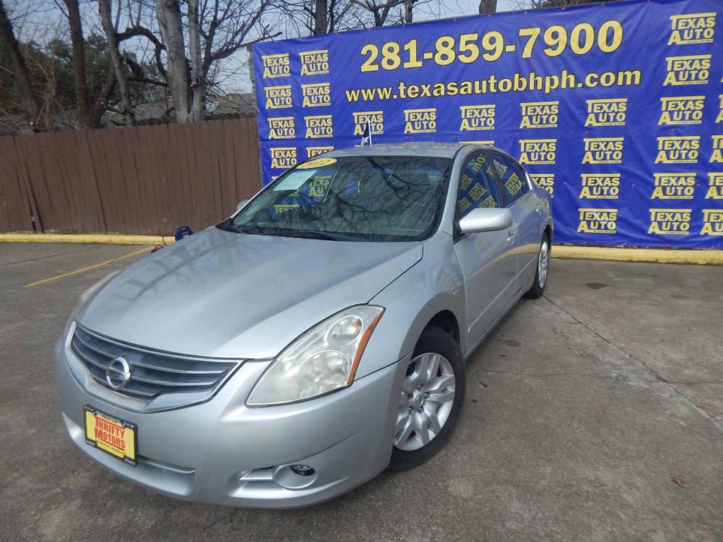 2012 SILVER NISSAN ALTIMA 2.5 S (1N4AL2APXCC) with an 2.5L L4 DOHC 16V engine, CVT OR 6-SPEED MANUAL transmission, located at 16710 Clay Rd., Houston, TX, 77084, (281) 859-7900, 0.000000, 0.000000 - Low Donw. Low Payments. - Photo#2