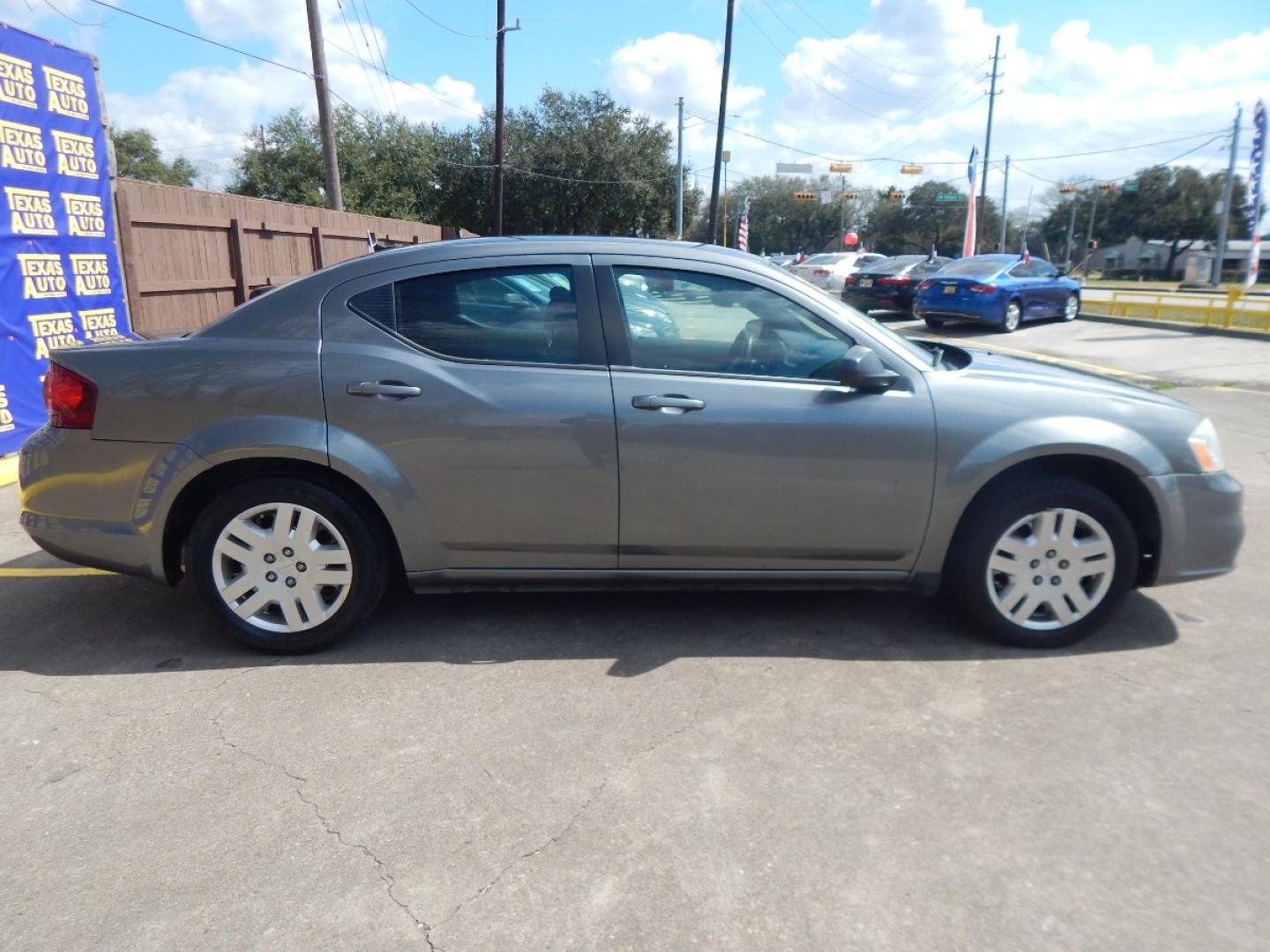 2013 GRAY Dodge Avenger Base (1C3CDZABXDN) with an 2.4L L4 DOHC 16V engine, 4-Speed Automatic transmission, located at 16710 Clay Rd., Houston, TX, 77084, (281) 859-7900, 0.000000, 0.000000 - Low Down. Low Payments. - Photo#4