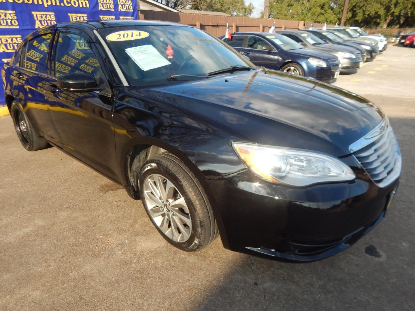 2014 BLACK Chrysler 200 LX (1C3CCBAB0EN) with an 2.4L L4 DOHC 16V engine, 6-Speed Automatic transmission, located at 16710 Clay Rd., Houston, TX, 77084, (281) 859-7900, 0.000000, 0.000000 - Low Down. Low Payments. - Photo#3