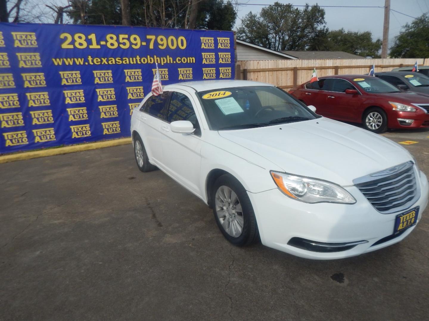 2014 WHITE CHRYSLER 200 LX (1C3CCBAGXEN) with an 3.6L V6 DOHC 24V FFV engine, 6-SPEED AUTOMATIC transmission, located at 16710 Clay Rd., Houston, TX, 77084, (281) 859-7900, 0.000000, 0.000000 - Low Donw. Low Payments. - Photo#4