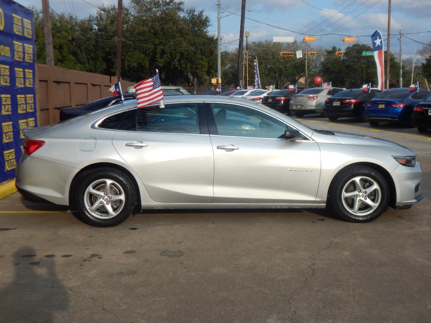 2016 SILVER Chevrolet Malibu LS (1G1ZB5ST2GF) with an 1.5L L4 DOHC 16V engine, 6A transmission, located at 16710 Clay Rd., Houston, TX, 77084, (281) 859-7900, 0.000000, 0.000000 - Low Down. Low Payments. - Photo#4