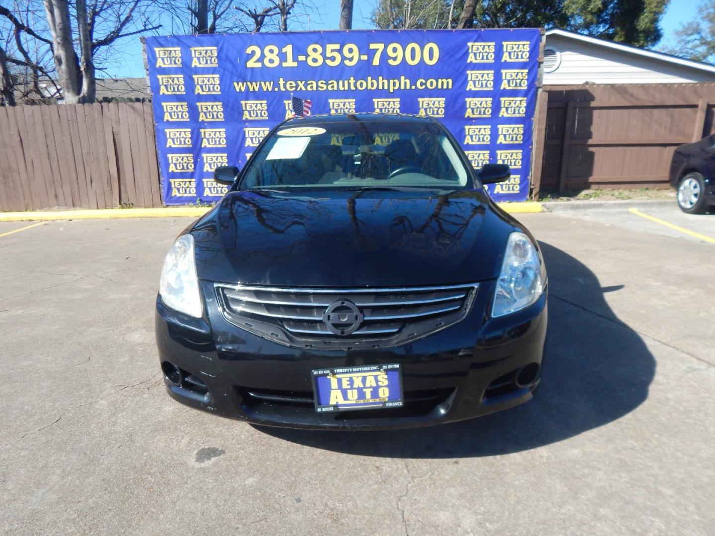 2012 BLACK Nissan Altima 2.5 S (1N4AL2AP1CN) with an 2.5L L4 DOHC 16V engine, located at 16710 Clay Rd., Houston, TX, 77084, (281) 859-7900, 0.000000, 0.000000 - Low Down. Low Payments. - Photo#1