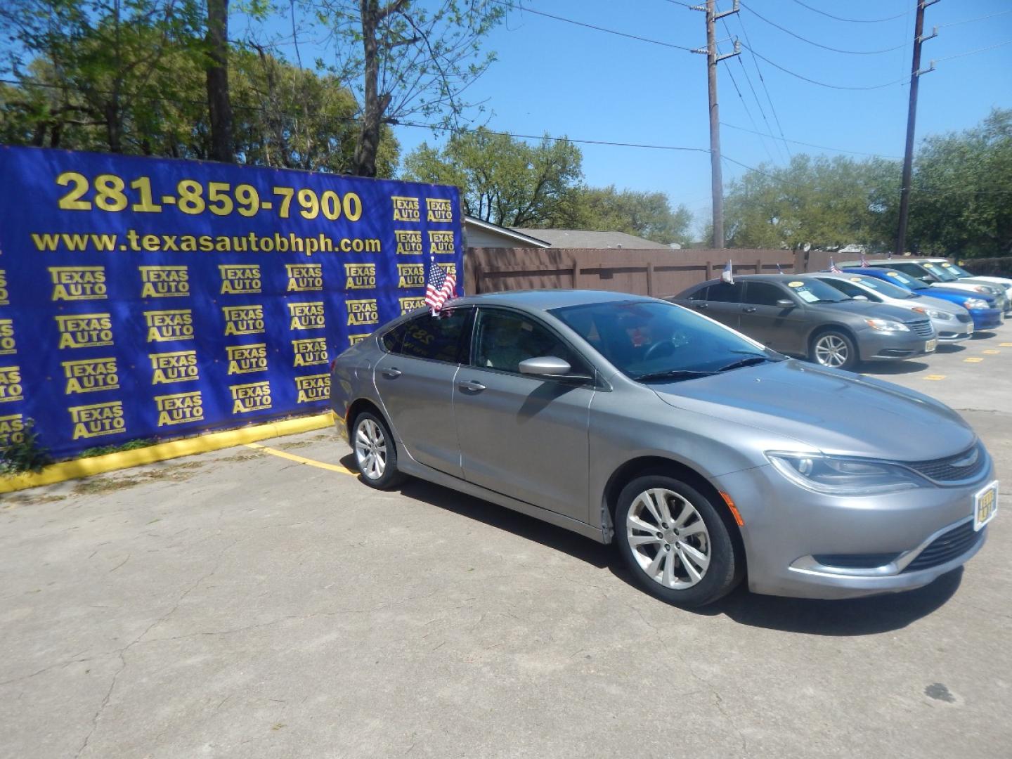 2015 GRAY Chrysler 200 Limited (1C3CCCAB5FN) with an 2.4L L4 DOHC 16V engine, 9-Speed Automatic transmission, located at 16710 Clay Rd., Houston, TX, 77084, (281) 859-7900, 0.000000, 0.000000 - Low Down. Low Payments. - Photo#3