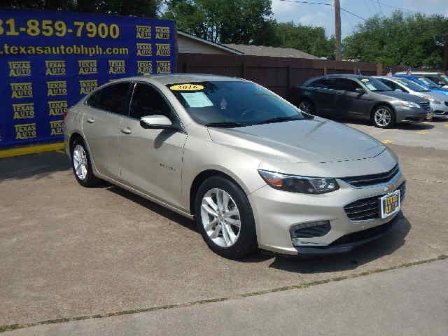 2016 GOLD Chevrolet Malibu 1LT (1G1ZE5ST4GF) with an 1.5L L4 DOHC 16V engine, 6A transmission, located at 16710 Clay Rd., Houston, TX, 77084, (281) 859-7900, 0.000000, 0.000000 - Low Down. Low Payments. - Photo#3