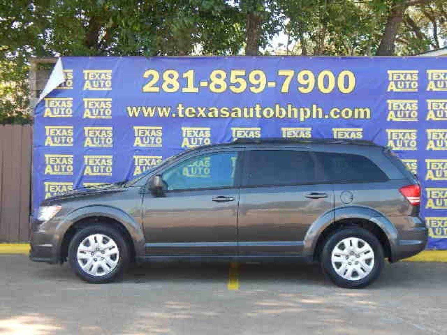 2017 GRAY Dodge Journey SE (3C4PDCAB4HT) with an 2.4L L4 DOHC 16V engine, 4A transmission, located at 16710 Clay Rd., Houston, TX, 77084, (281) 859-7900, 0.000000, 0.000000 - Low Down. Low Payments. - Photo#0