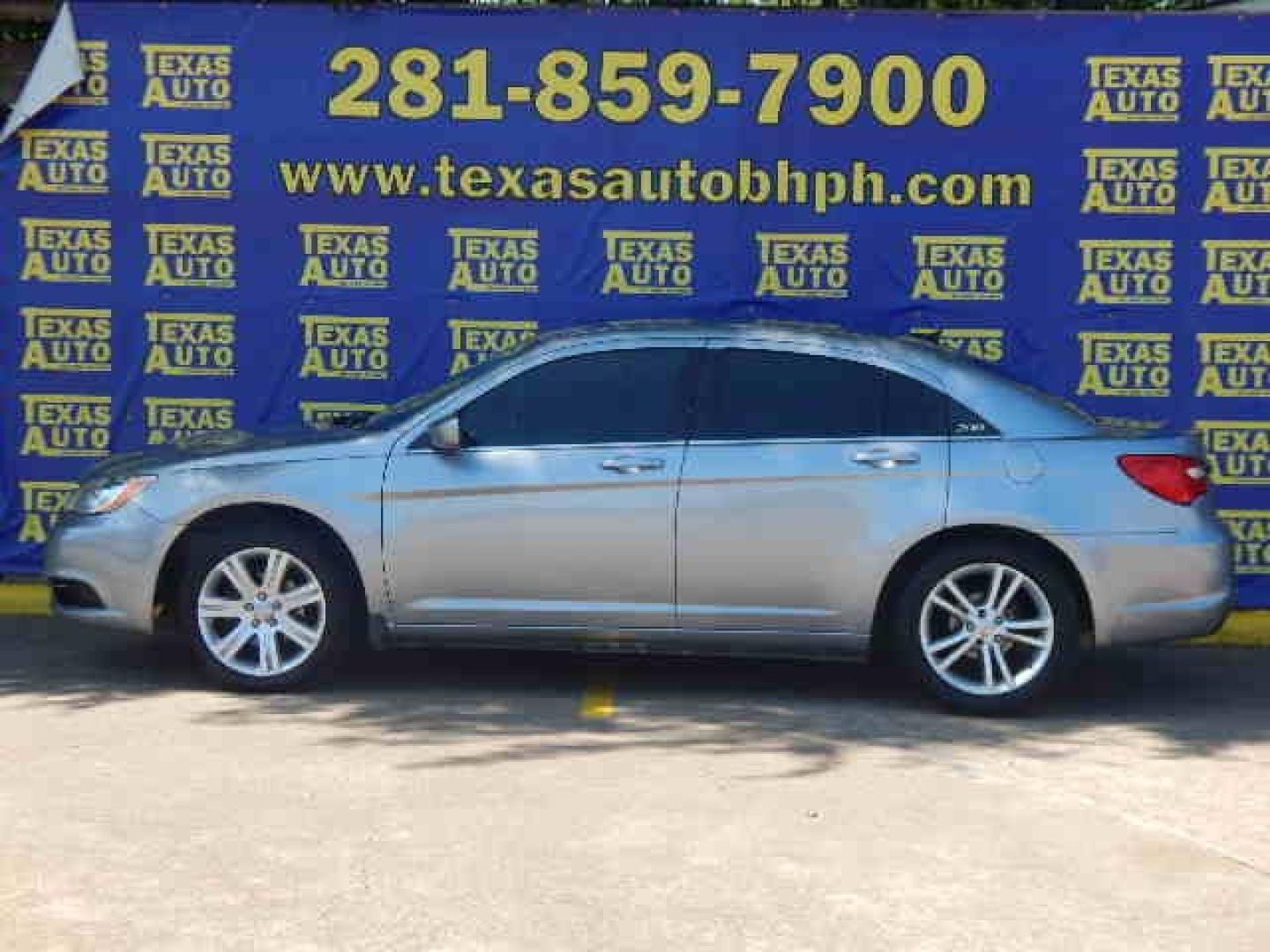 2013 GRAY Chrysler 200 LX (1C3CCBAB4DN) with an 2.4L L4 DOHC 16V engine, 6-Speed Automatic transmission, located at 16710 Clay Rd., Houston, TX, 77084, (281) 859-7900, 0.000000, 0.000000 - Low Down. Low Payments. - Photo#0