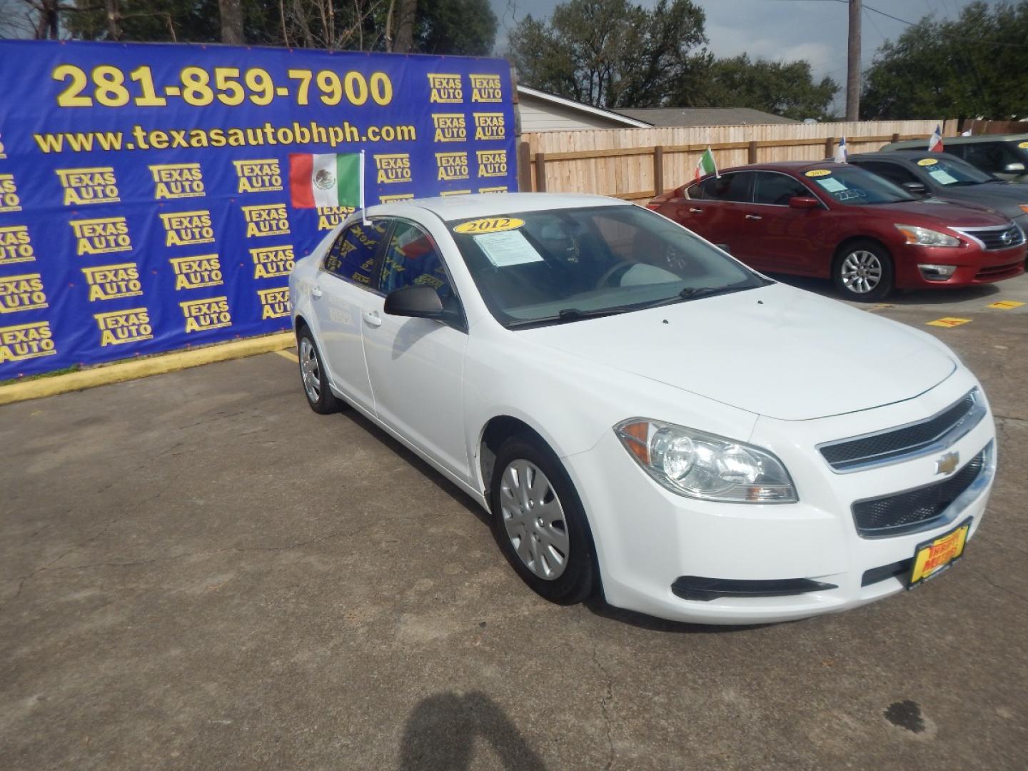 2012 WHITE CHEVROLET MALIBU Fleet (1G1ZA5EU4CF) with an 2.4L L4 DOHC 16V FFV engine, 6-SPEED AUTOMATIC transmission, located at 16710 Clay Rd., Houston, TX, 77084, (281) 859-7900, 0.000000, 0.000000 - Low Donw. Low Payments. - Photo#3