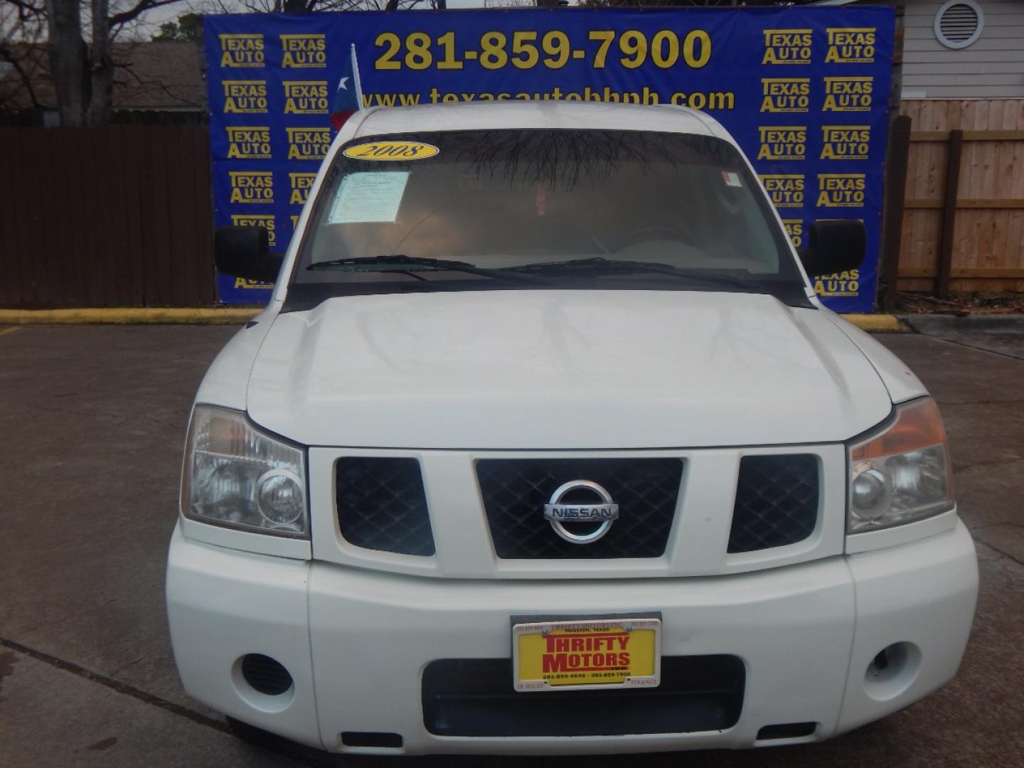 2008 WHITE NISSAN TITAN LE Crew Cab 2WD SWB (1N6BA07D48N) with an 5.6L V8 DOHC 32V FFV engine, 5-SPEED AUTOMATIC transmission, located at 16710 Clay Rd., Houston, TX, 77084, (281) 859-7900, 0.000000, 0.000000 - Low Donw. Low Payments. - Photo#1