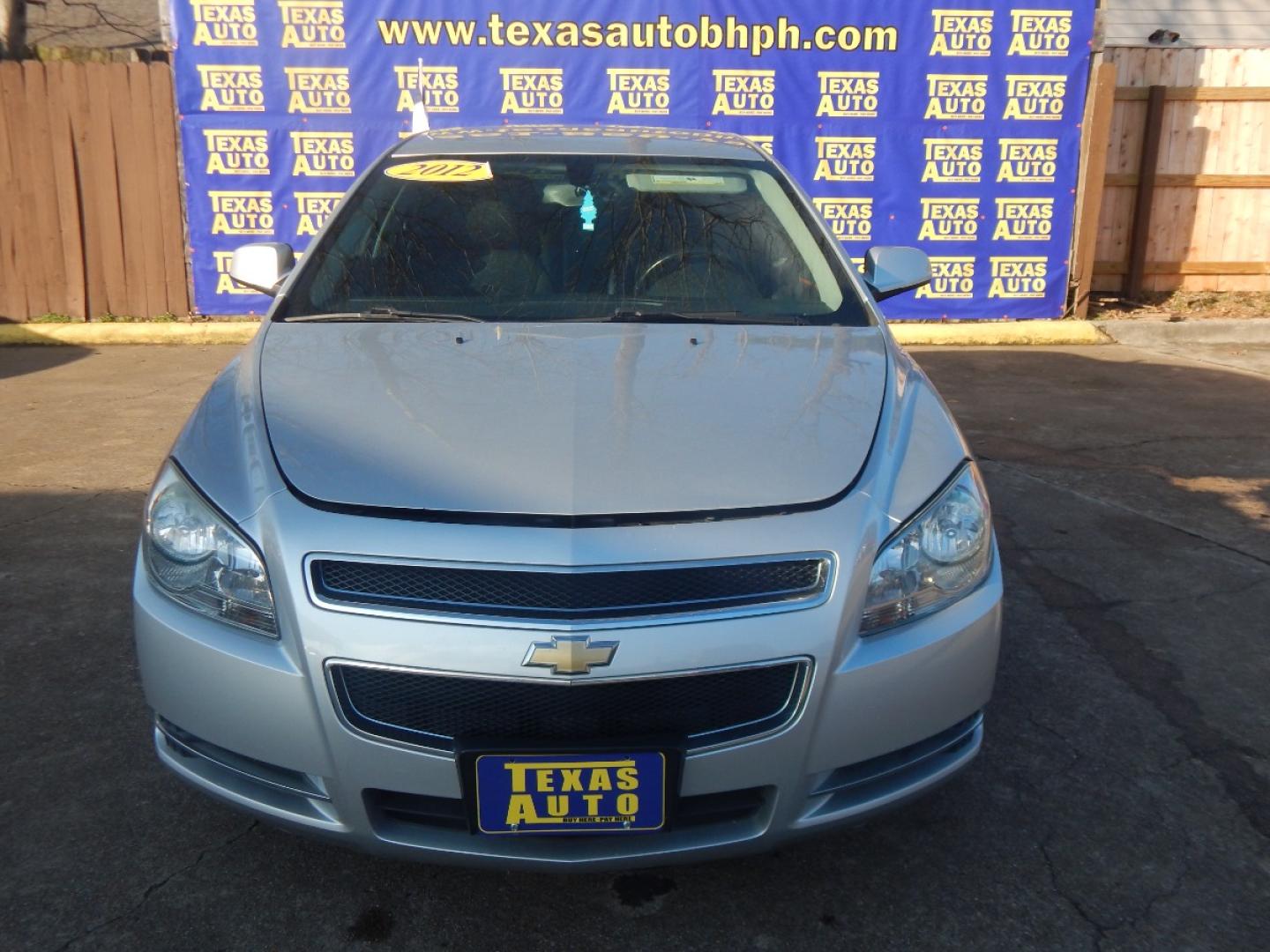 2012 SILVER CHEVROLET MALIBU 2LT (1G1ZD5EU6CF) with an 2.4L L4 DOHC 16V FFV engine, 6-SPEED AUTOMATIC transmission, located at 16710 Clay Rd., Houston, TX, 77084, (281) 859-7900, 0.000000, 0.000000 - Low Donw. Low Payments. - Photo#1