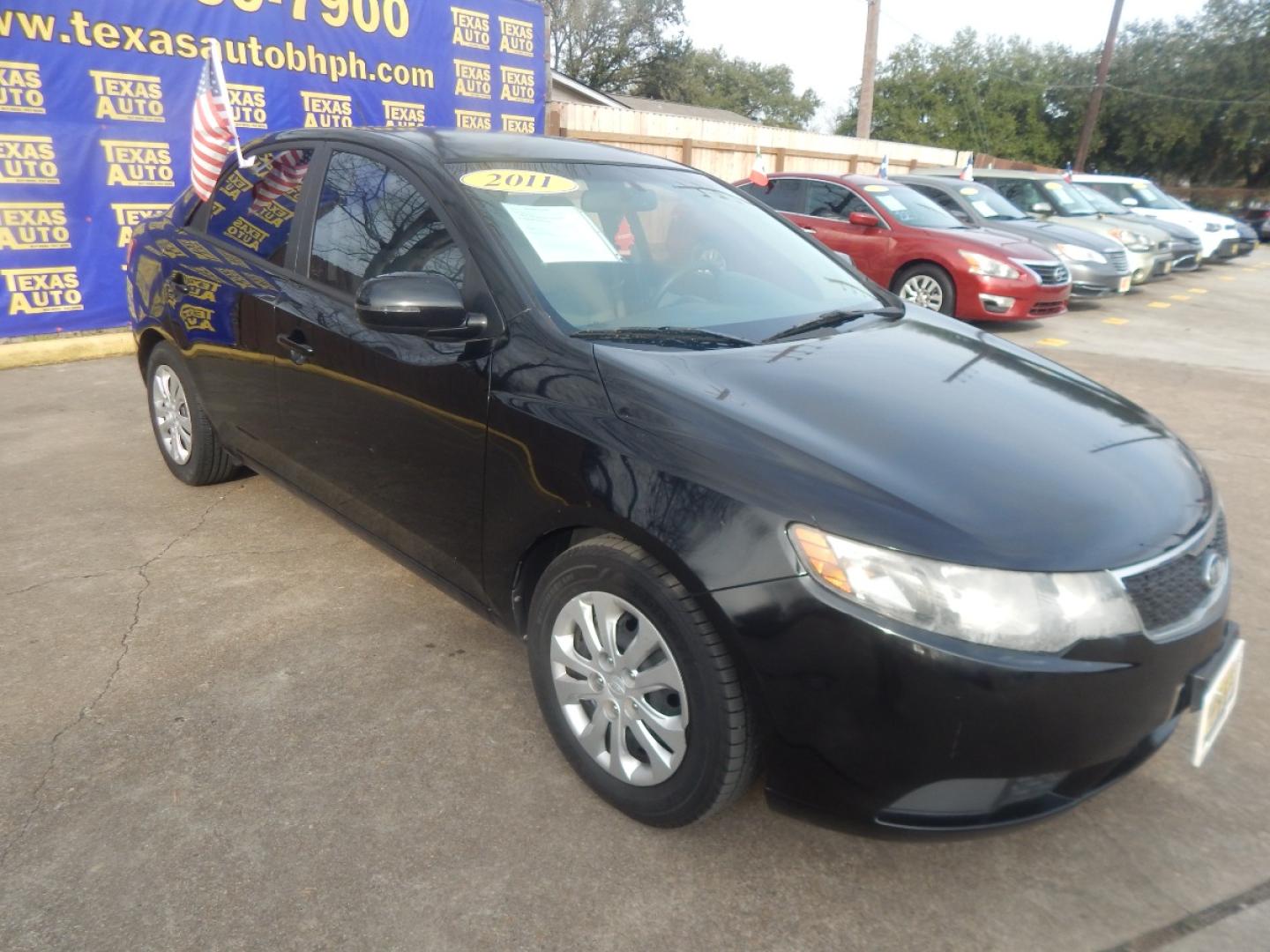 2011 BLACK KIA FORTE EX (KNAFU4A26B5) with an 2.0L L4 DOHC 16V engine, AUTOMATIC transmission, located at 16710 Clay Rd., Houston, TX, 77084, (281) 859-7900, 0.000000, 0.000000 - Low Donw. Low Payments. - Photo#3