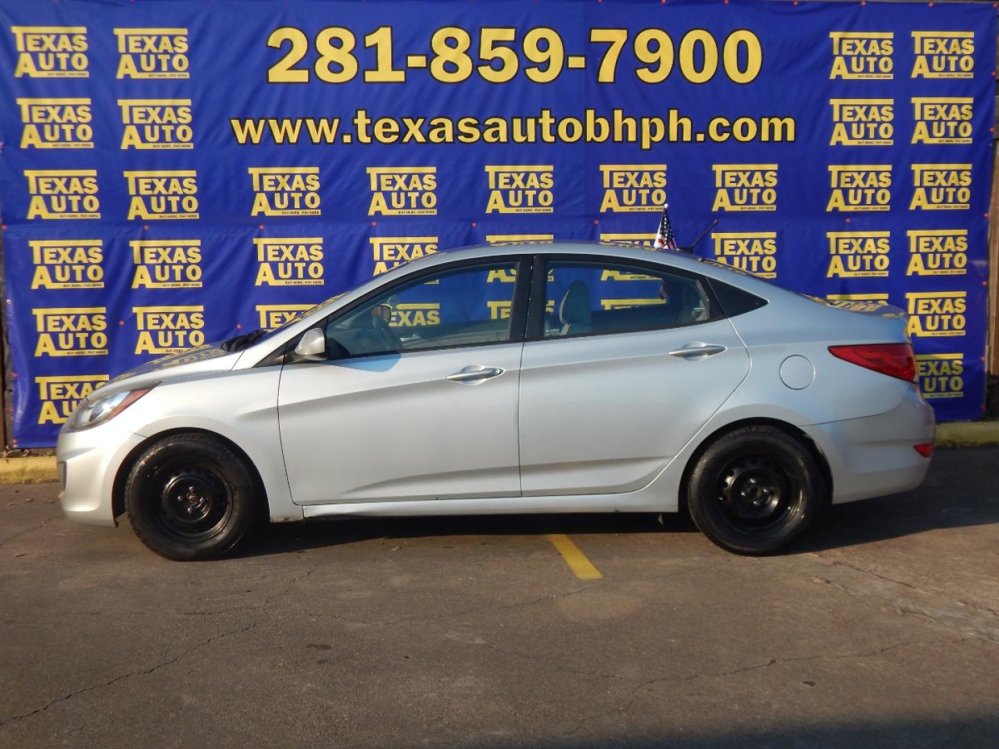 2014 SILVER HYUNDAI ACCENT GLS 4-Door (KMHCT4AE9EU) with an 1.6L L4 DOHC 16V engine, 4-SPEED AUTOMATIC OR 5-SPEED MANUAL transmission, located at 16710 Clay Rd., Houston, TX, 77084, (281) 859-7900, 0.000000, 0.000000 - Low Donw. Low Payments. - Photo#0