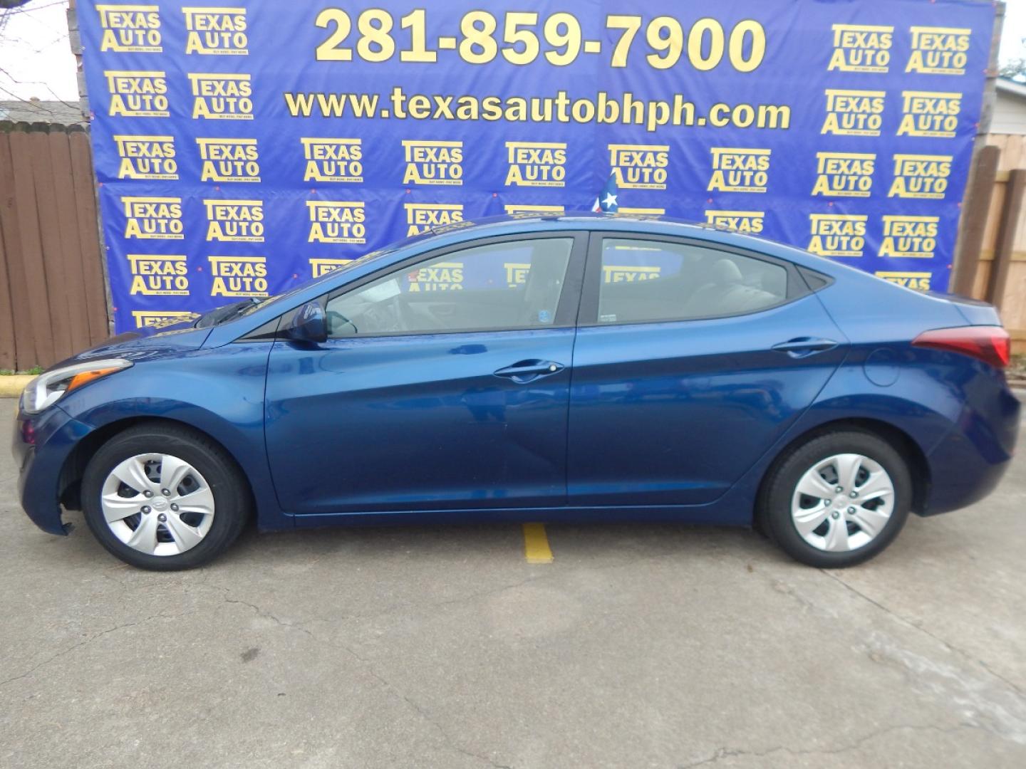 2016 BLUE HYUNDAI ELANTRA Limited (5NPDH4AE8GH) with an 1.8L L4 DOHC 16V engine, 6-SPEED AUTOMATIC transmission, located at 16710 Clay Rd., Houston, TX, 77084, (281) 859-7900, 0.000000, 0.000000 - Low Donw. Low Payments. - Photo#0